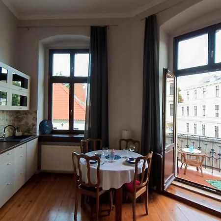 Astronomiczny Apartament , Mieszkanie 2 Pokojowe. Parking. Torun Bagian luar foto