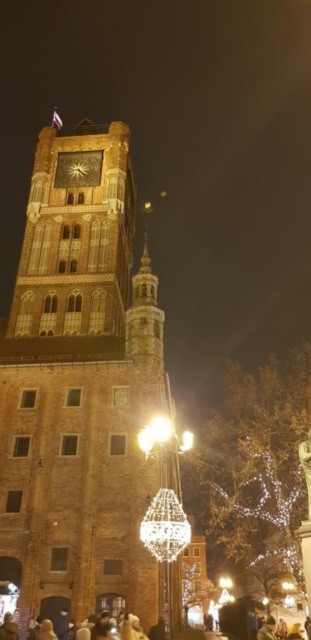 Astronomiczny Apartament , Mieszkanie 2 Pokojowe. Parking. Torun Bagian luar foto