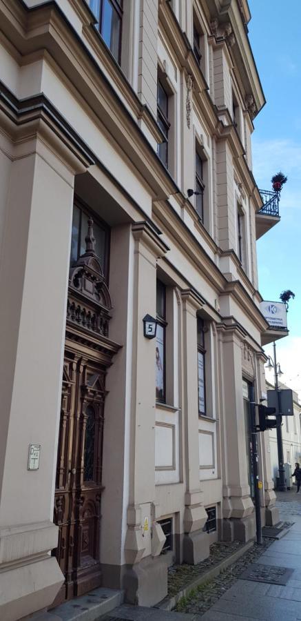 Astronomiczny Apartament , Mieszkanie 2 Pokojowe. Parking. Torun Bagian luar foto