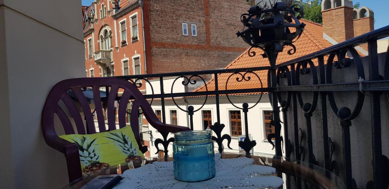 Astronomiczny Apartament , Mieszkanie 2 Pokojowe. Parking. Torun Bagian luar foto