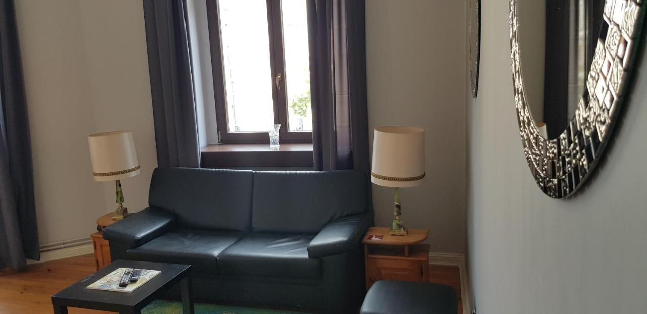 Astronomiczny Apartament , Mieszkanie 2 Pokojowe. Parking. Torun Bagian luar foto