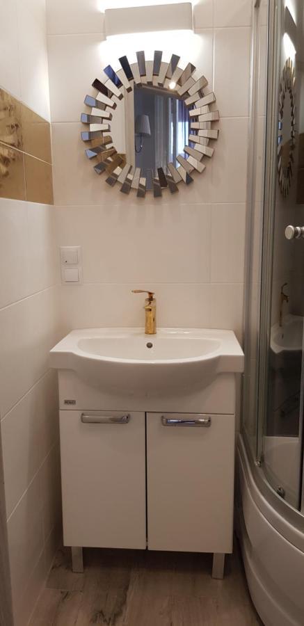 Astronomiczny Apartament , Mieszkanie 2 Pokojowe. Parking. Torun Bagian luar foto